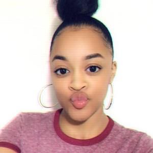 Meet your Posher, Payton